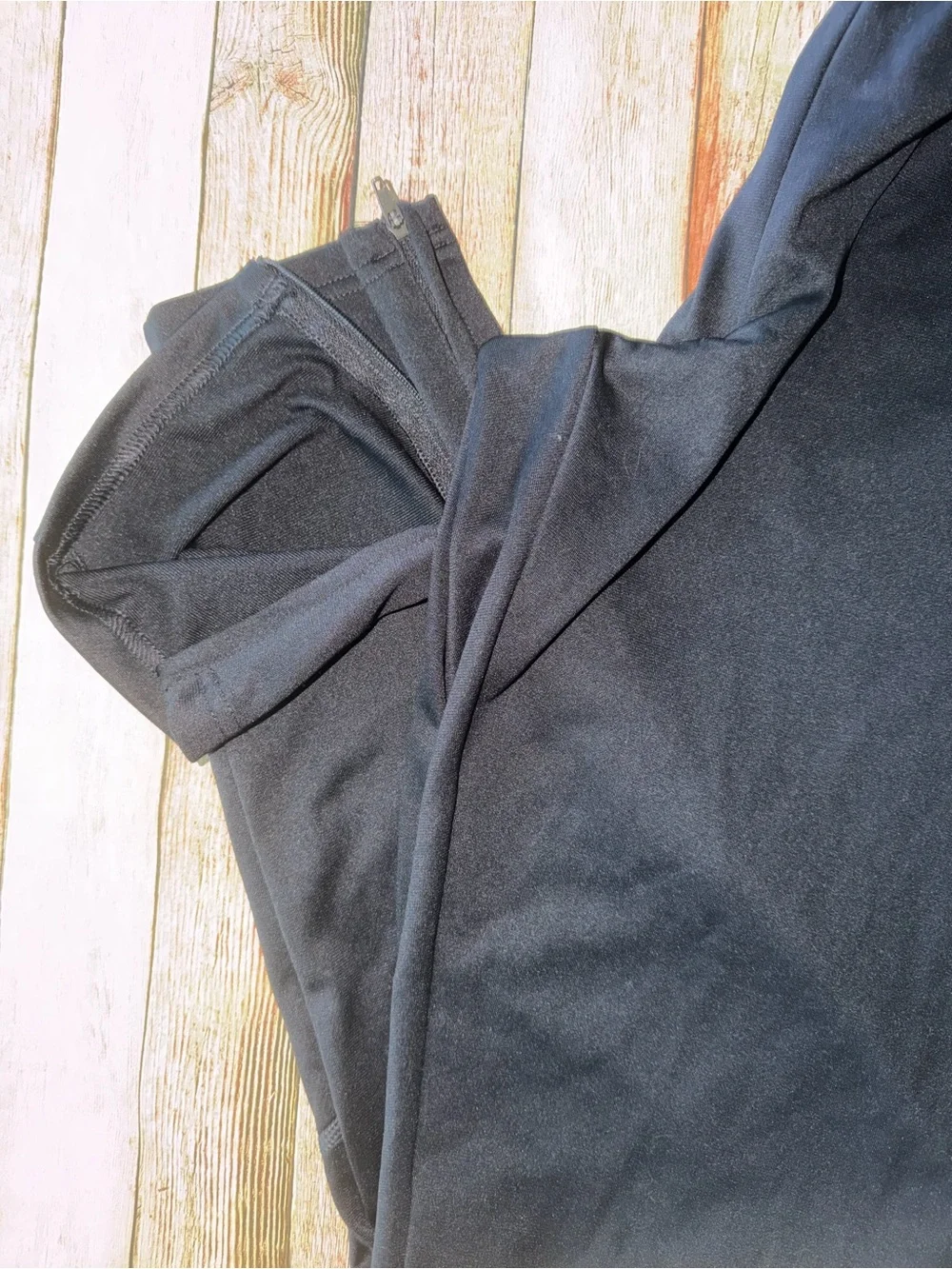 Nike Men’s Black Polyester zipper ankles with Subtle Swoosh